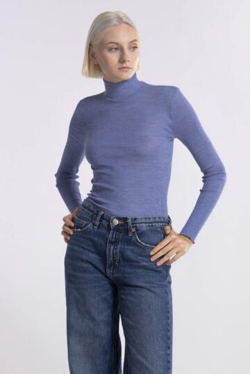 intimo-ortopedia-abbiati-Dolcevita-in-lana-e-seta-azzurro-Oscalito-3429-2