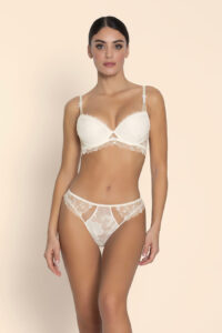 intimo-ortopedia-abbiati-Reggiseno-Push-Up-Imbottito-Bianco-Pizzo-Lise-Charmel-8582-0 intimo-ortopedia-abbiati-Reggiseno-Push-Up-Imbottito-Bianco-Pizzo-Lise-Charmel-8582-0