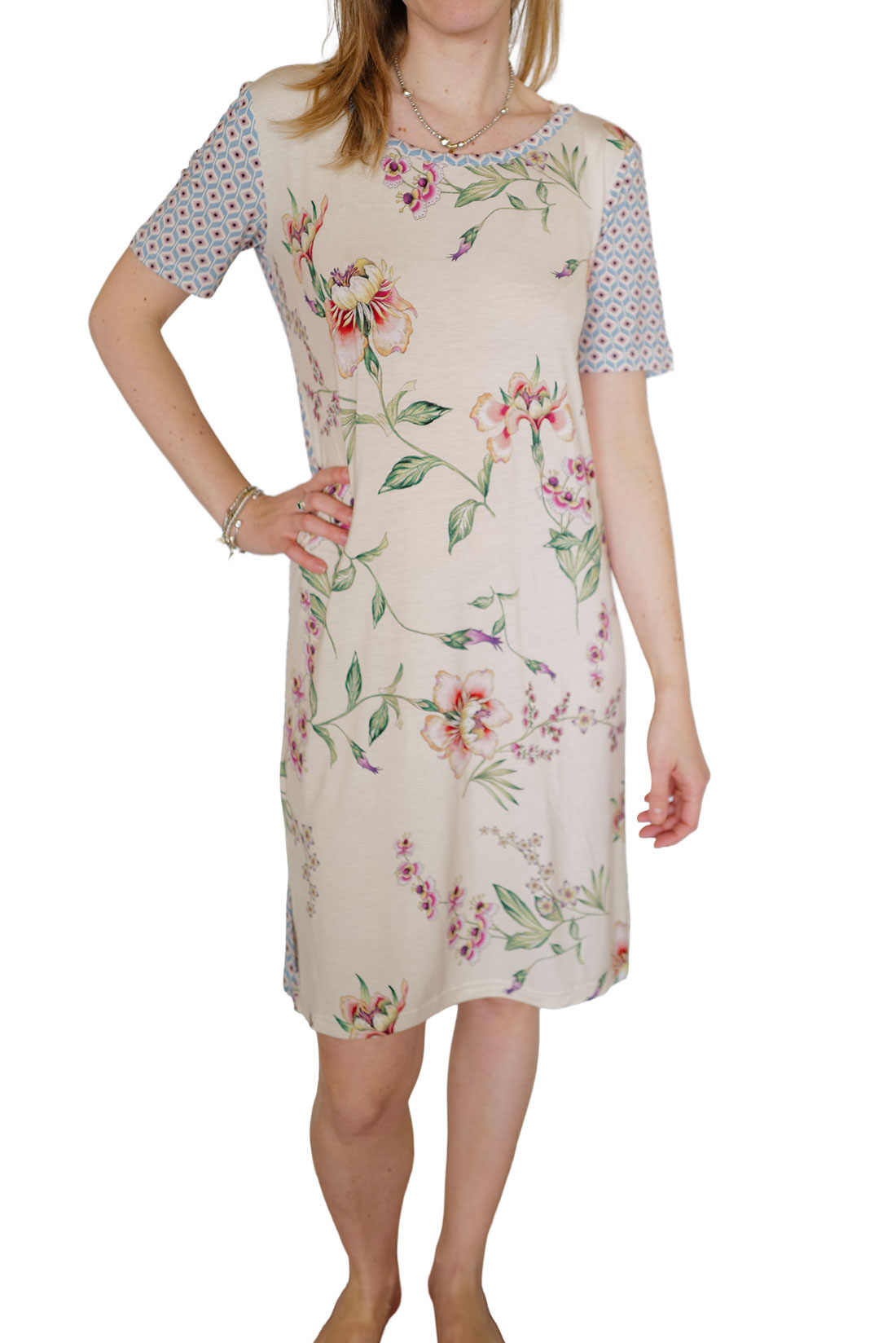 intimo-ortopedia-abbiati-Camicia-da-notte-Estiva-Fantasia-Fiori-Avorio-Paladini-0
