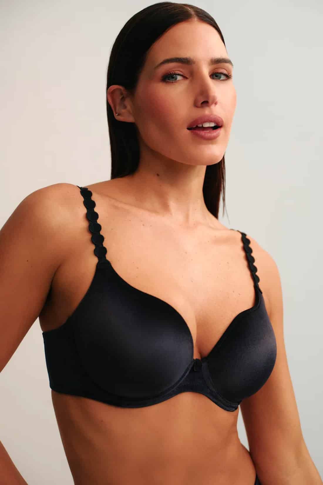 intimo-ortopedia-abbiati-Reggiseno-in-velluto-nero-Tom-Prima-Donna-0120826-2 intimo-ortopedia-abbiati-Reggiseno-in-velluto-nero-Tom-Prima-Donna-0120826-2